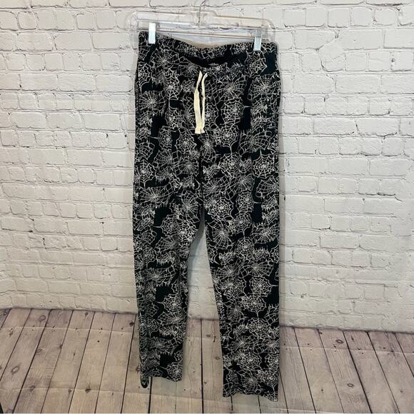 Burt’s Bees Men’s Halloween Spiderweb Pajama Set - Picture 3 of 10